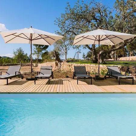 Es Pujolet Renovada 100 Porcien Un Refugio De Paz En El Corazon De Ibiza Piscina Ac Diseno Tranquilidad El Verdadero Ibiza Villa *