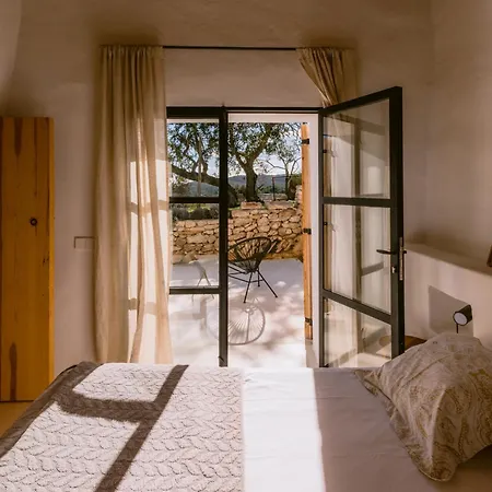 Es Pujolet Renovada 100 Porcien Un Refugio De Paz En El Corazon De Ibiza Piscina Ac Diseno Tranquilidad El Verdadero Ibiza * Sant Joan De Labritja