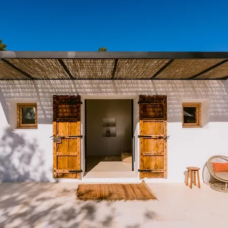 Es Pujolet Renovada 100 Porcien Un Refugio De Paz En El Corazon De Ibiza Piscina Ac Diseno Tranquilidad El Verdadero Ibiza Villa Sant Joan De Labritja
