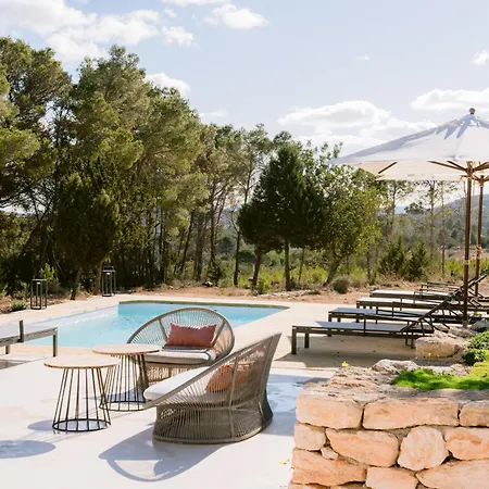 Es Pujolet Renovada 100 Porcien Un Refugio De Paz En El Corazon De Ibiza Piscina Ac Diseno Tranquilidad El Verdadero Ibiza Villa Sant Joan De Labritja